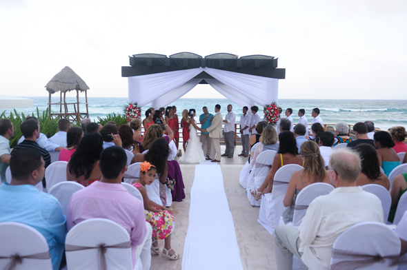 beach wedding mexico