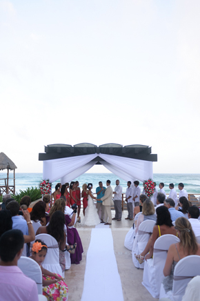 beach weddings mexico
