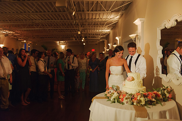 wedding cake tables