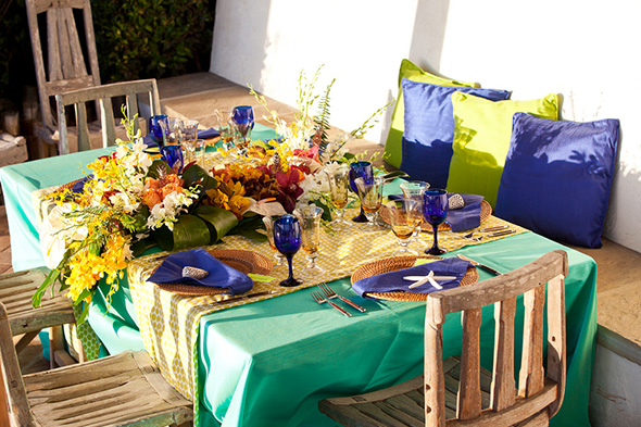 beach wedding tables