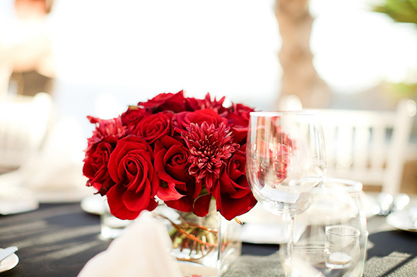 red wedding flowers
