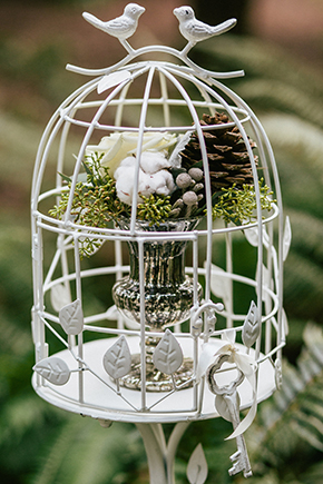 birdcage wedding details