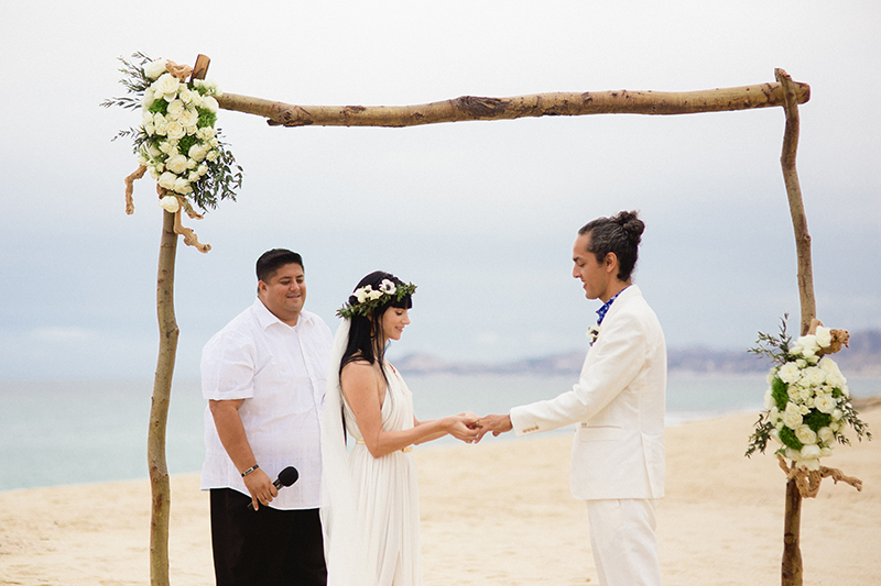 beach-destination-weddings