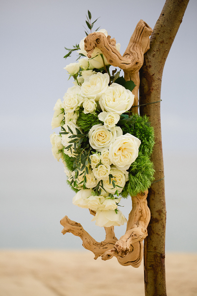 rustic-wedding-arch