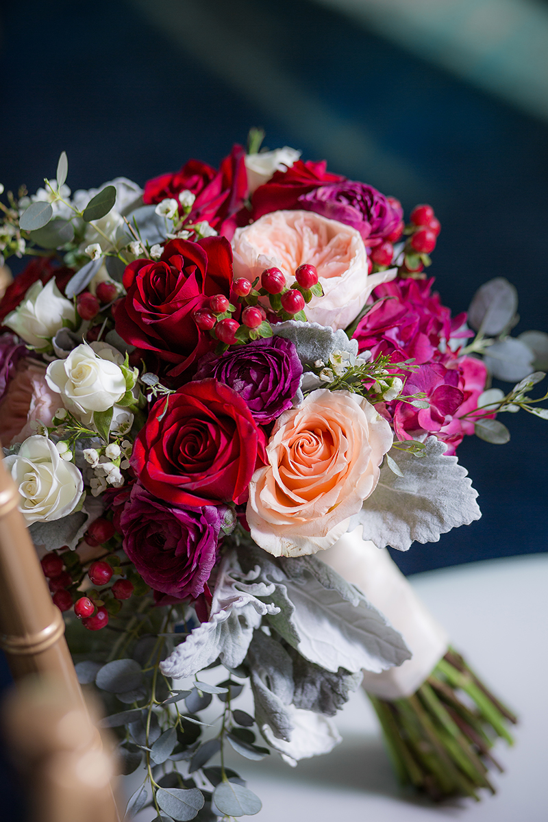 glam-wedding-bouquets